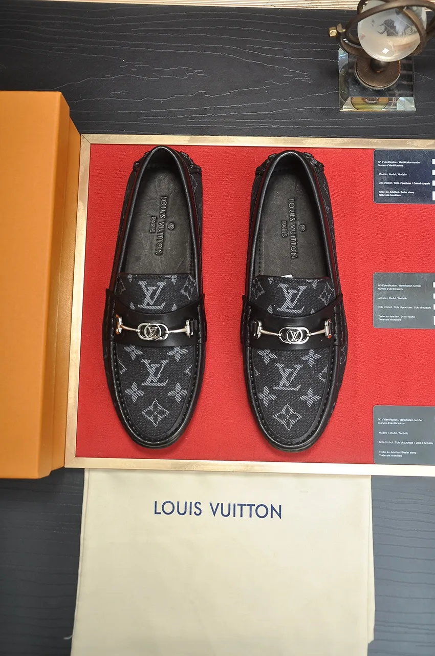 Men's Men's Shoes💰420💶【GUCCI】 (High-end Niuli) New 🍀Gucci*——Gucci Doudou Shoes! Made of imported original cowhide, the inner top layer is comfortable cowhide lining! Original wear-resistant rubber outsole! High quality products! Code number 38-44!